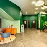 Hotel Paris Nord 18eme 4*