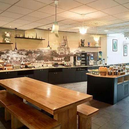 Paris Nord 18eme Hotel 4*