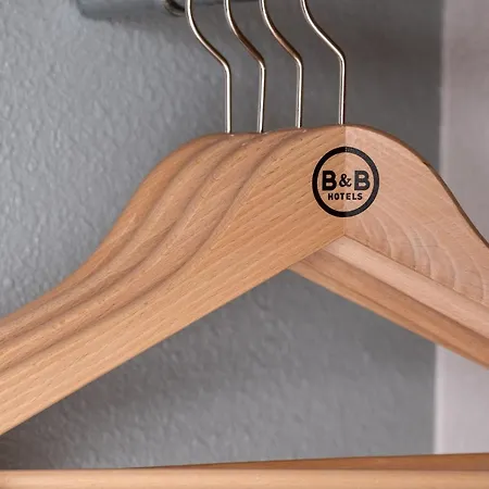 Paris Nord 18eme Hotel