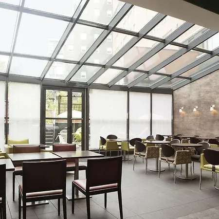 Paris Nord 18eme Hotel