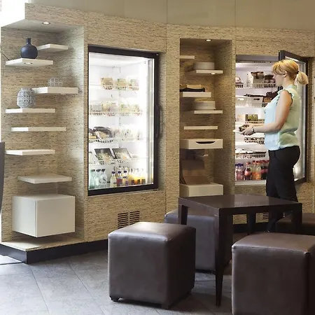 Paris Nord 18eme Hotel 4*