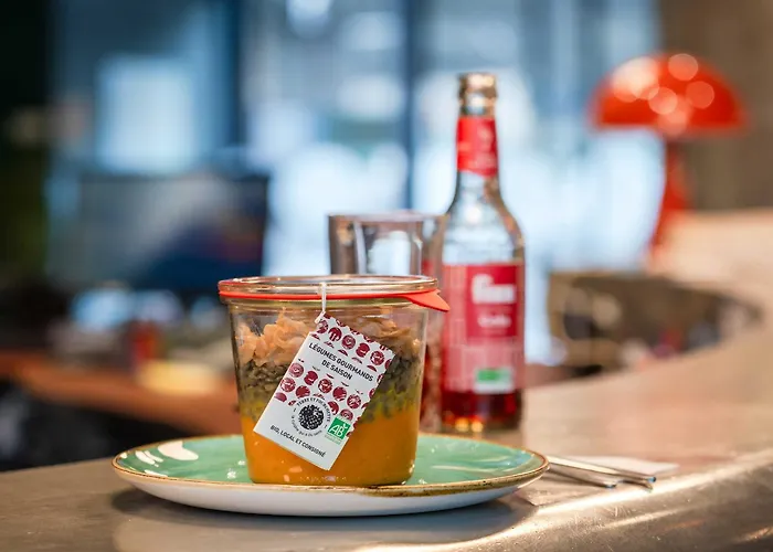 Hotel Paris Nord 18eme