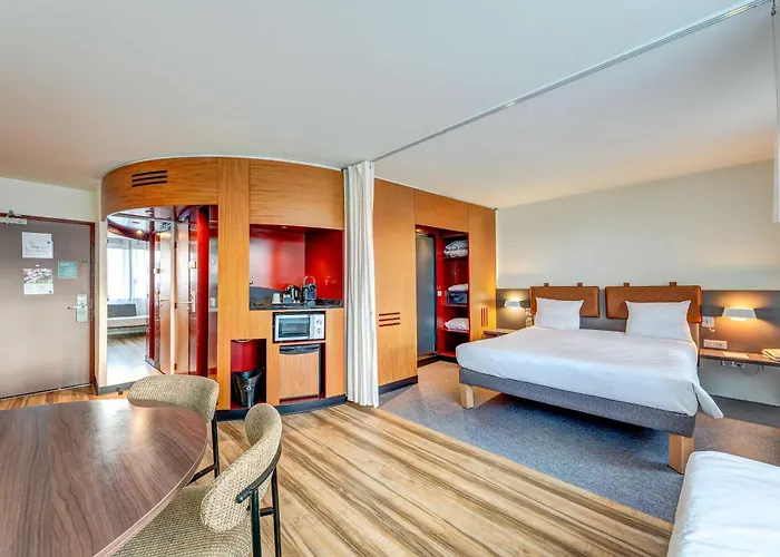 Paris Nord 18eme Hotel