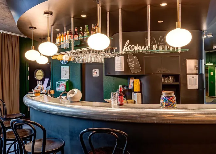 Paris Nord 18eme Hotel 4*