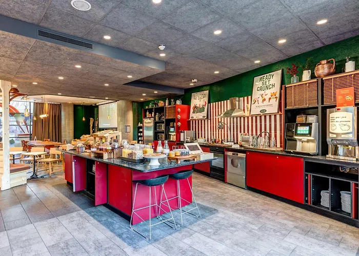 Paris Nord 18eme Hotel