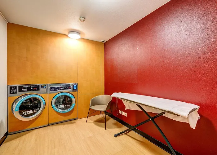 Paris Nord 18eme Hotel