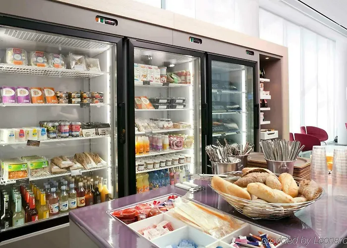 Paris Nord 18eme Hotel